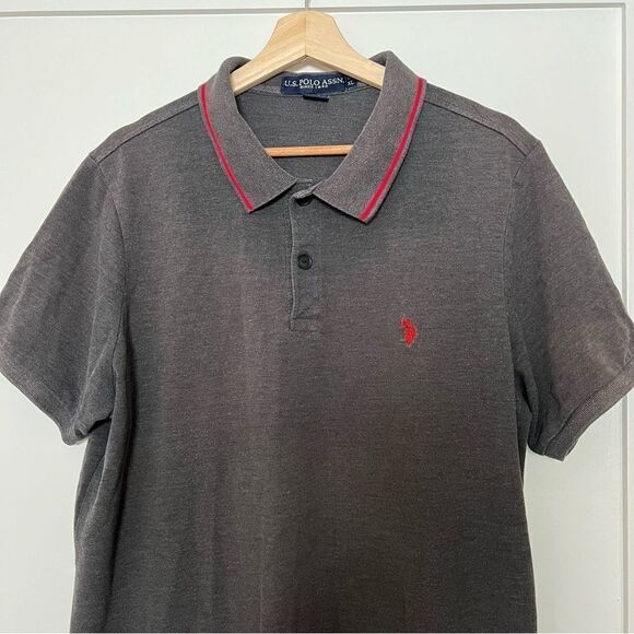 U.S. Polo Assn. Polo Shirt Mens Size XL Gray Short Sleeve 1/4 Button Collared - Picture 2 of 12